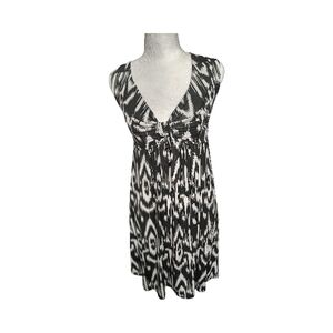 Bebe Monochrome Patterned Midi Dress